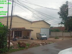 Diduga Ilegal Gudang Online Shopp Di Kadusirung Berdiri Tanpa Mengantongi Izin Resmi